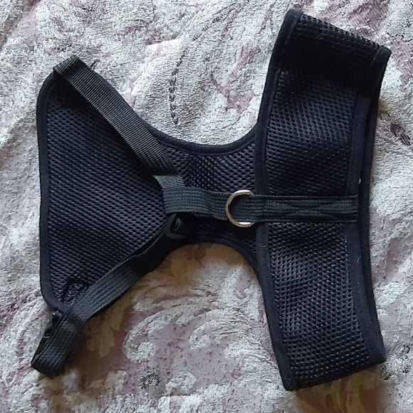 NEW!! NWOT black harness in large - Picture 2 of 4